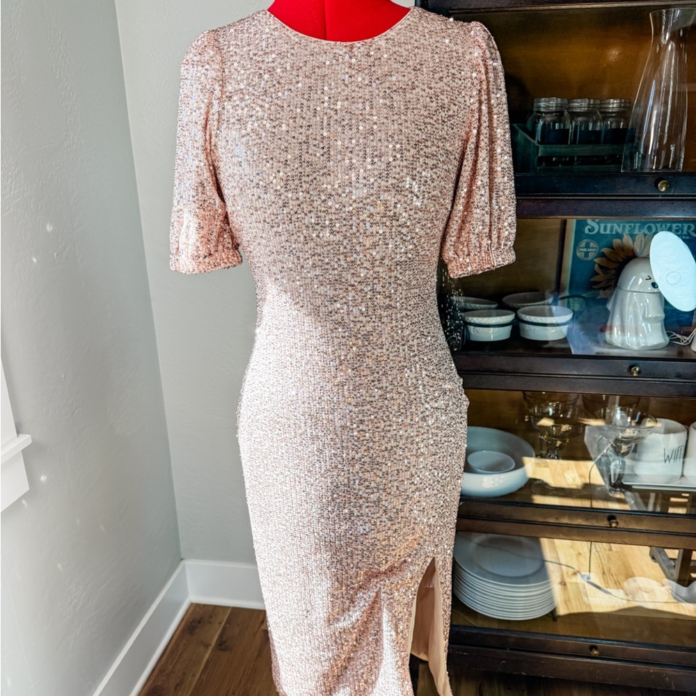 Baltic Born Rose Gold Sequin Short Sleeve Sparkle Fitted Dress Size XS